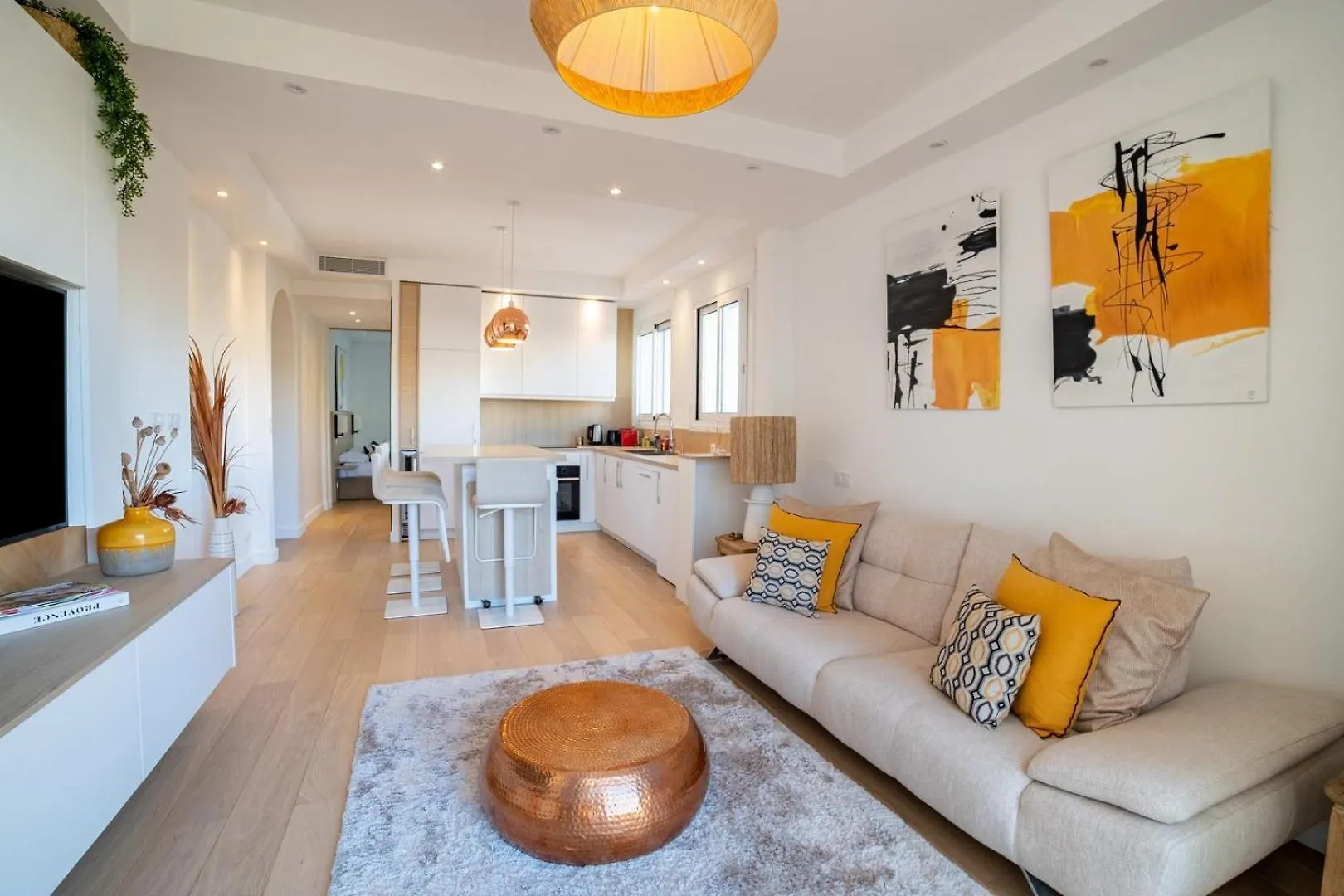 C3 - 1 Bdr Blvd Croisette Henri IV - Ac & Balcony Apartment Cannes